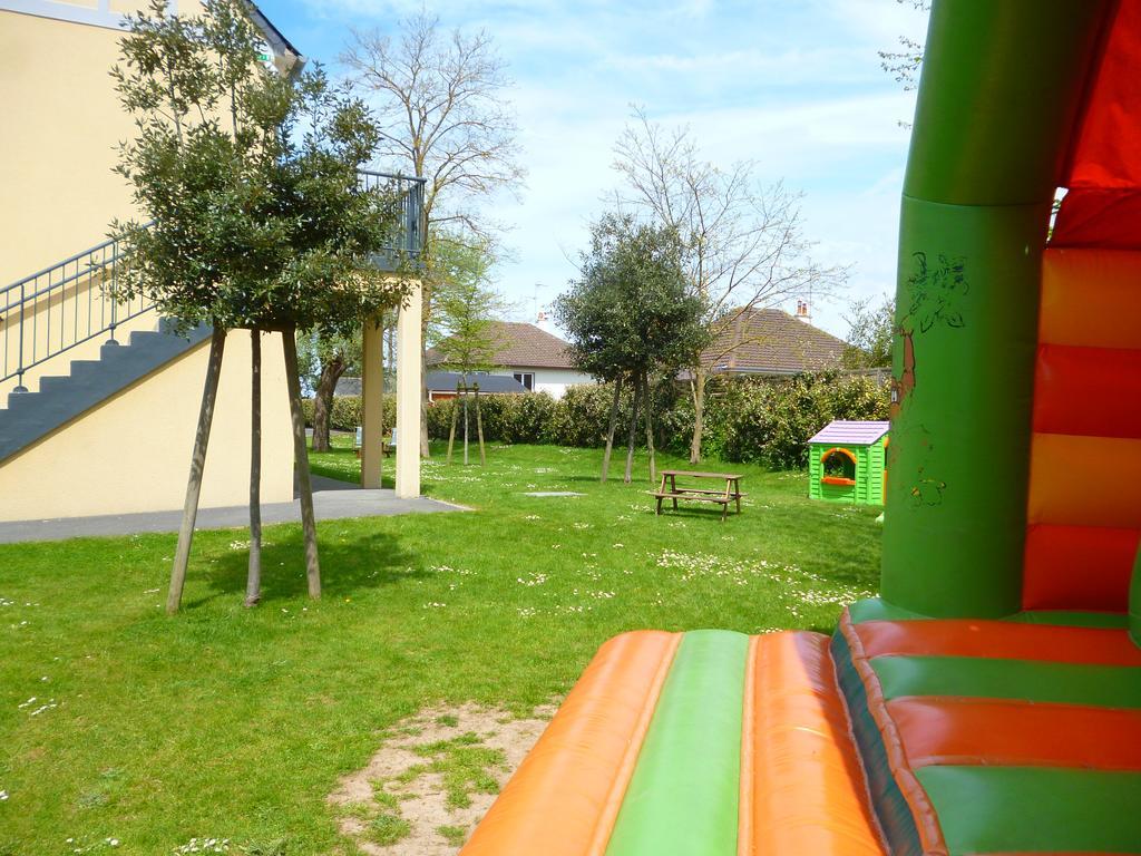 Residence Le Bois Flotté Merville-Franceville-Plage Esterno foto